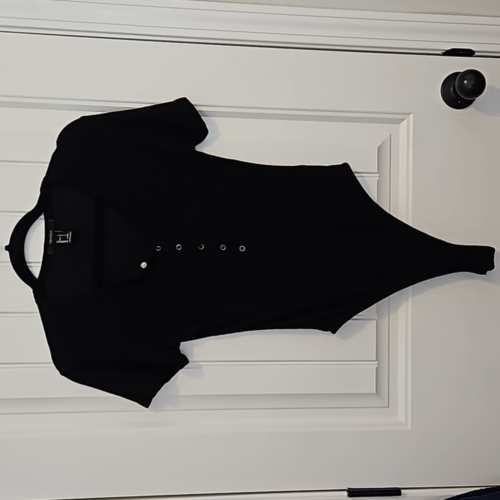 🩴 Black Ribbed Bodysuit Size L